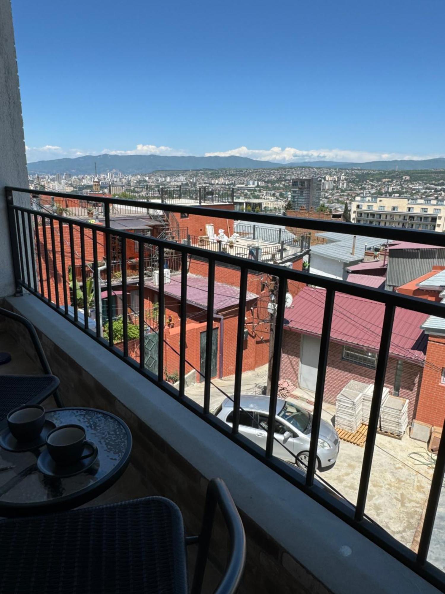 Brothers Apartments With Terrace In Old Тбилиси Экстерьер фото